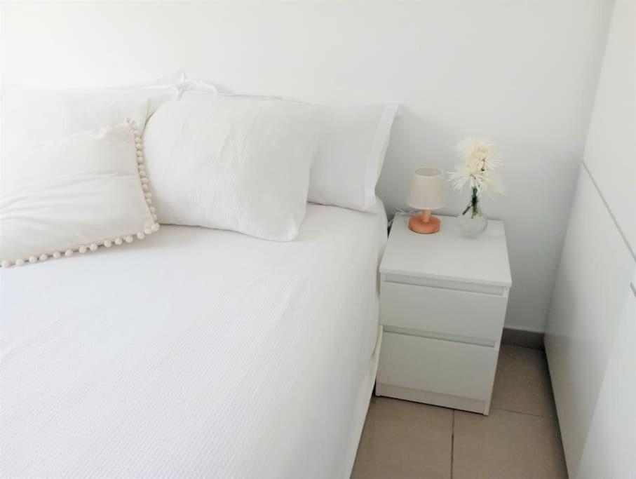 Apartamento En Primera Linea De Mar Roses Exterior foto